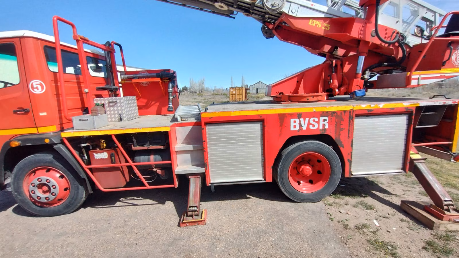 Vista lateral izquierda